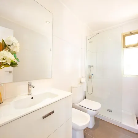 In Steps From Sandy Апартаменти