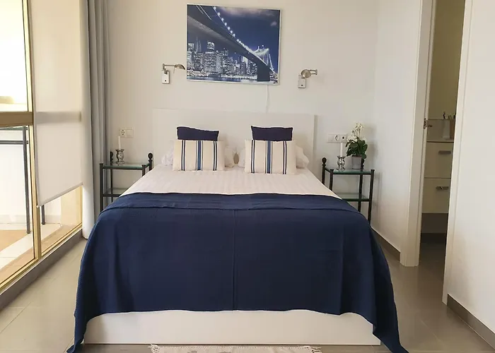 Apartament In Steps From Sandy Marbella