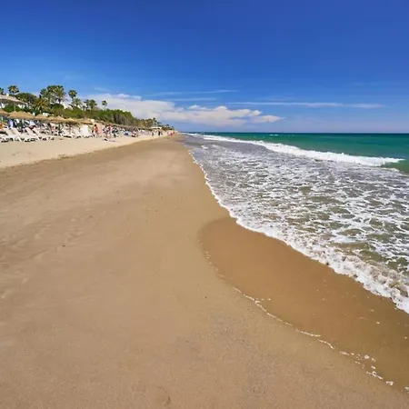 In Steps From Sandy Apartman Marbella